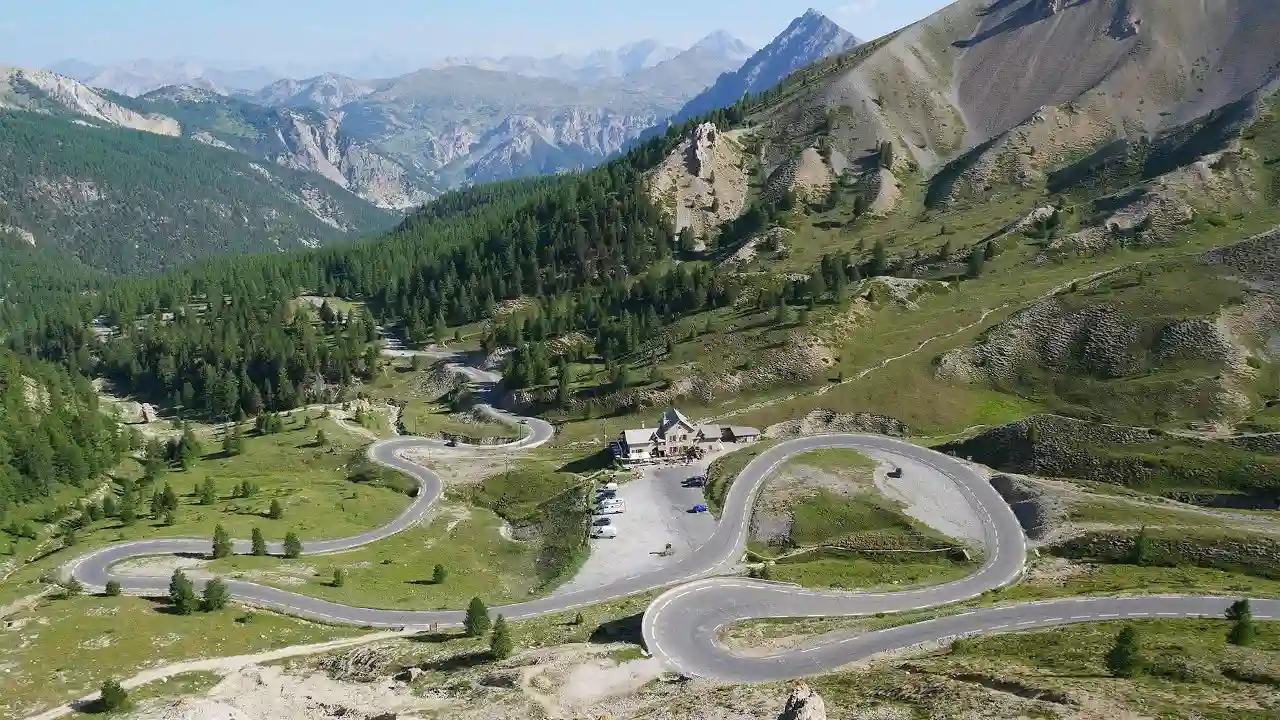 Roadtrip route des grandes alpes